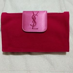 Cosmetic bag